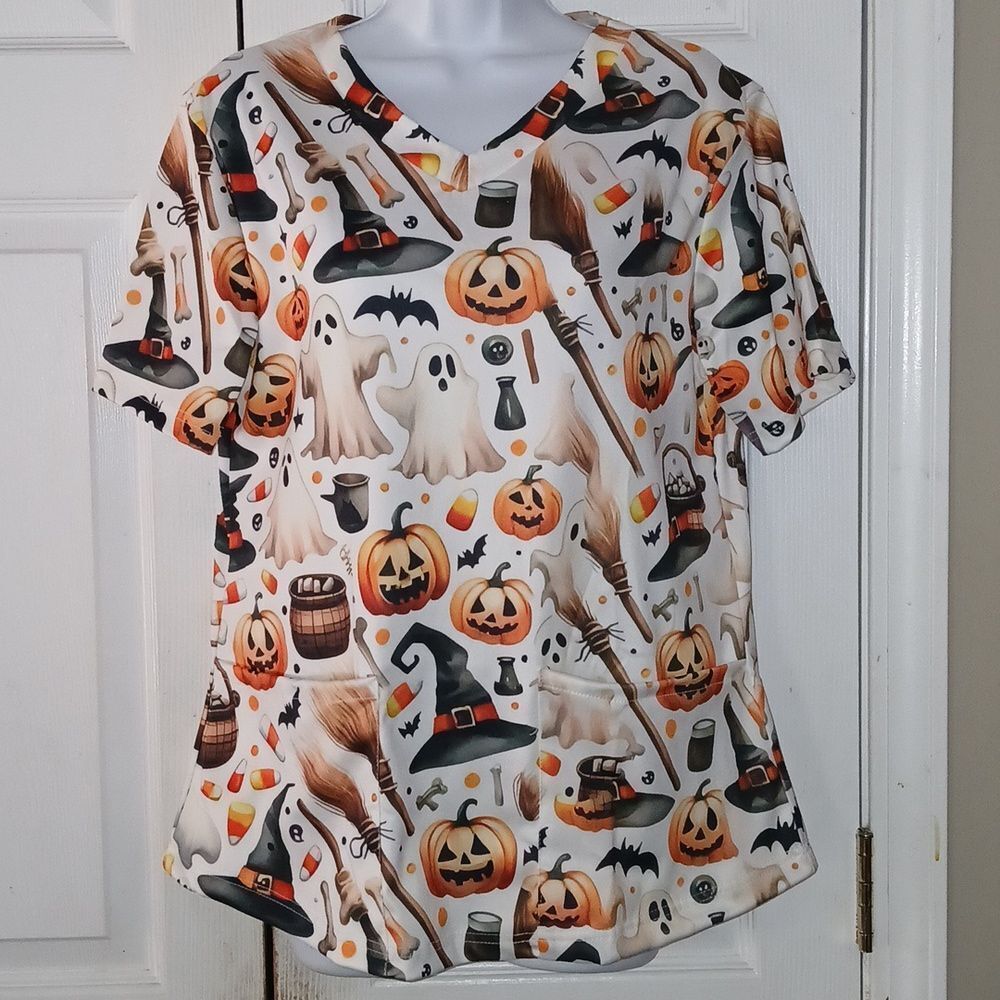 Halloween medical scrub top with 2 large front pockets ghosts pumpkins Sz S NWOT